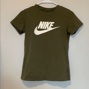 Nike T shirt